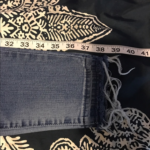 🌟 LOWEST🌟Rock & Republic Jeans - Picture 3 of 4