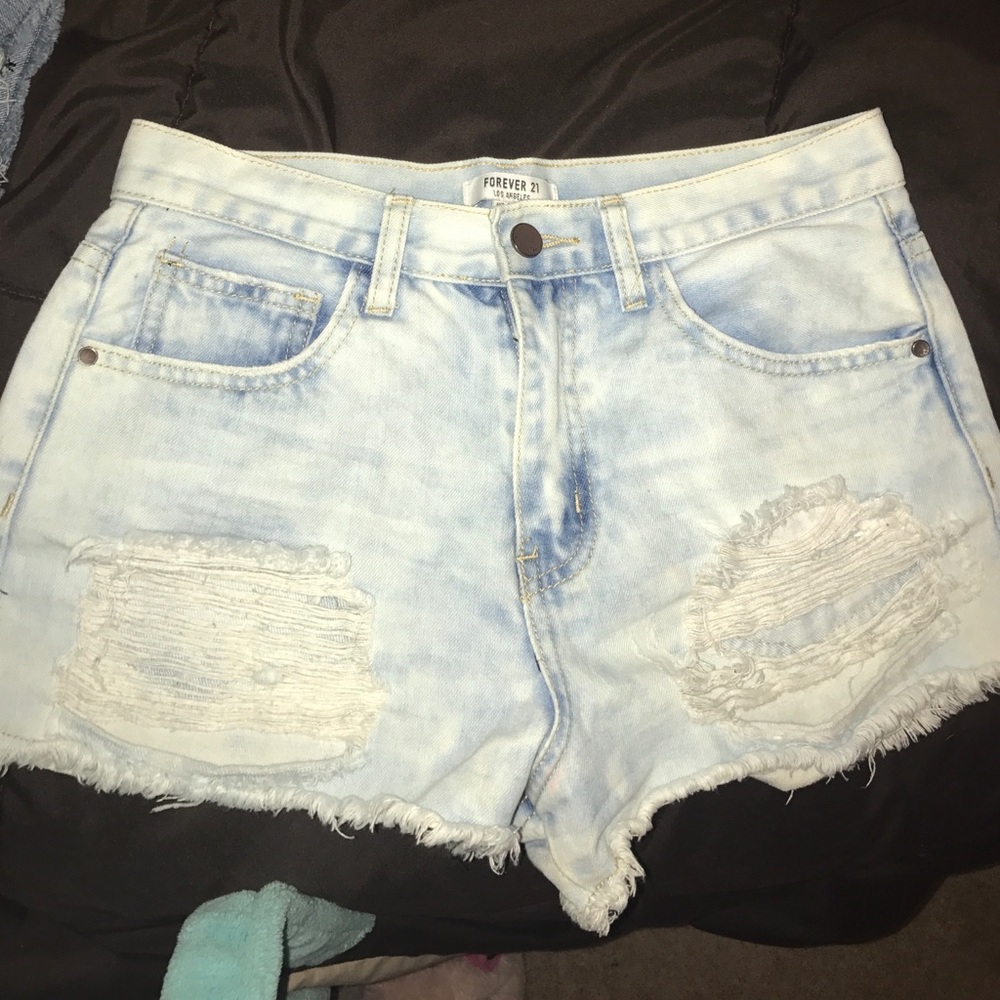Forever 21 distressed jean shorts