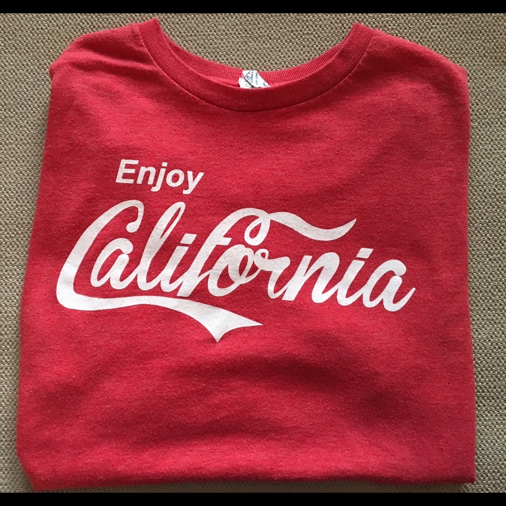 Vtg Enjoy California tshirt