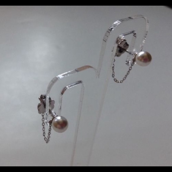 Nadri 💍Dainty Pearl Earrings Studs Silver Chain Bride Wedding Birthday Huggies - Picture 6 of 9