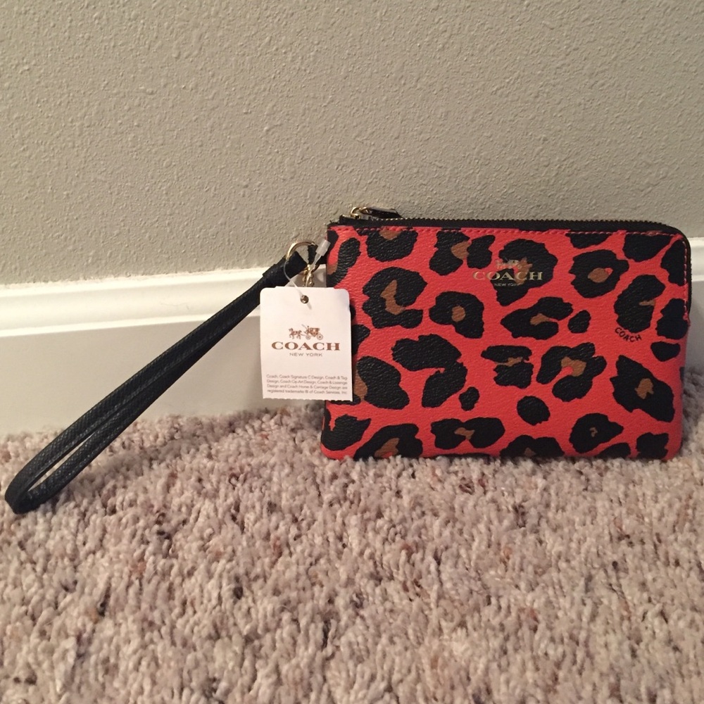 Brand New Coach Leopard Corner Zip Wristlet