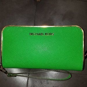 🚫SOLD🛇Michael Kors Wallet/Wristlet