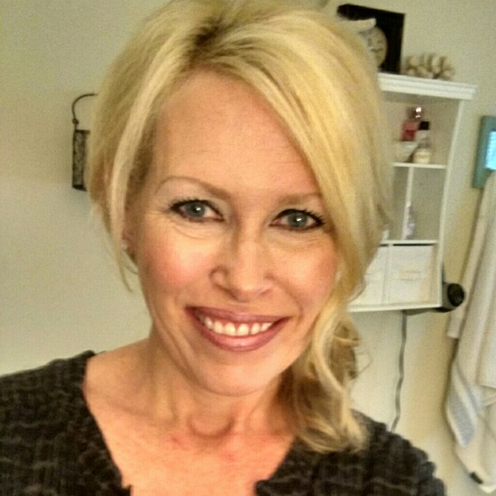 Meet your Posher, Lorrie