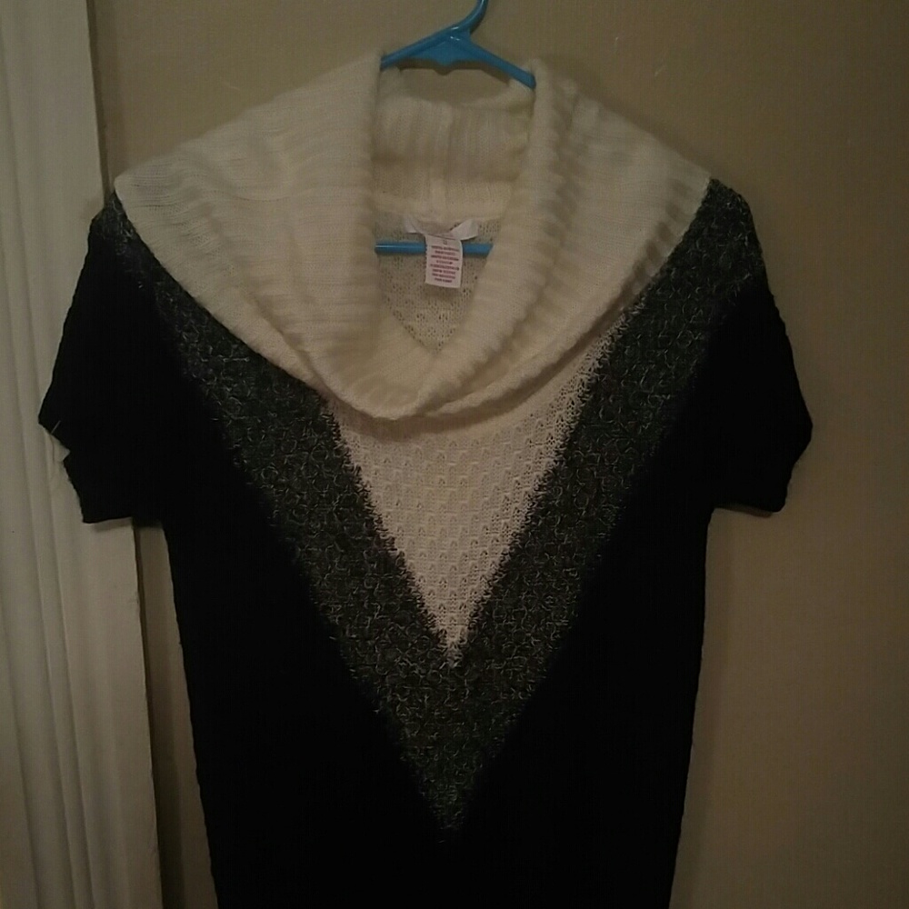 NWOT Candie's Turtle Neck Sweater Dress Sz S