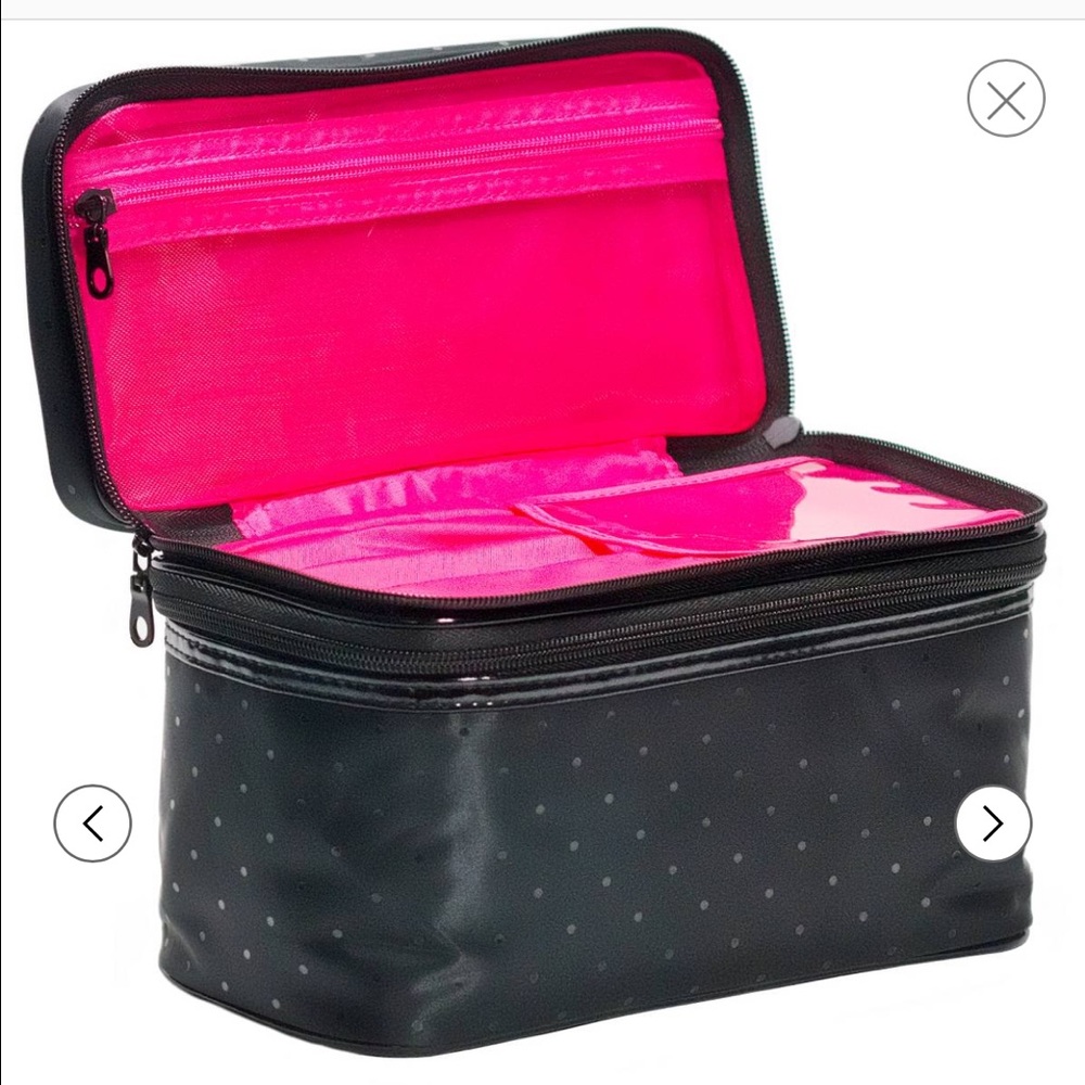 Cosmetic bag