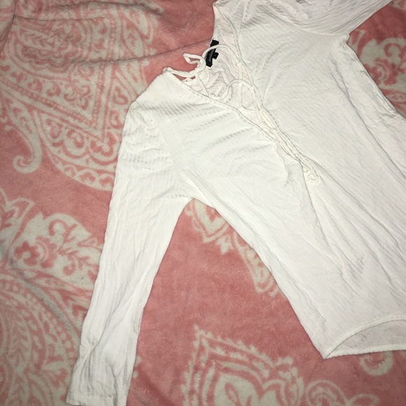 White leotard - Picture 3 of 4