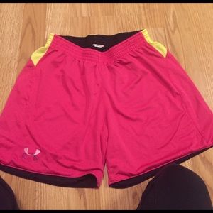Underarmour shorts