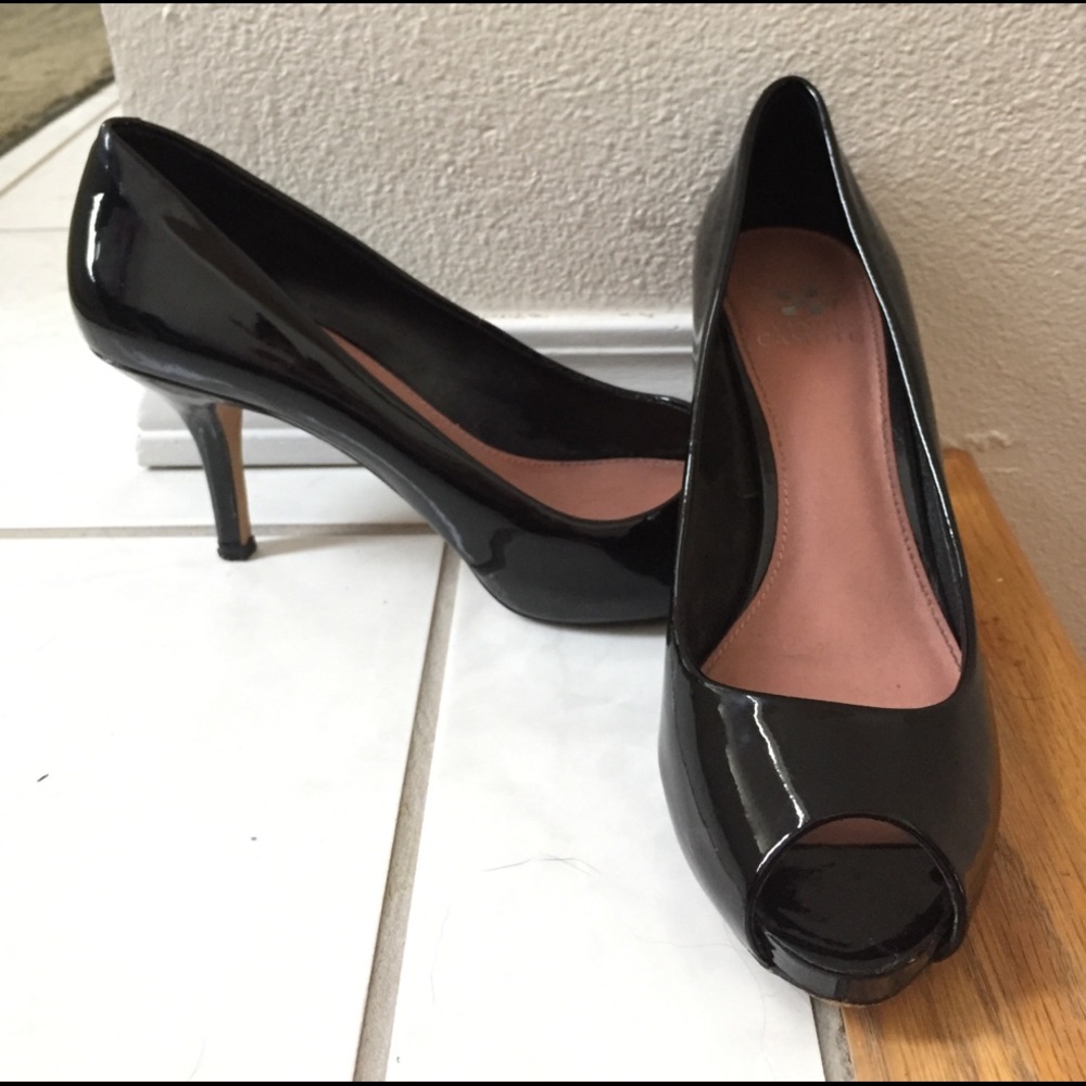 Vince Camuto kitten heels