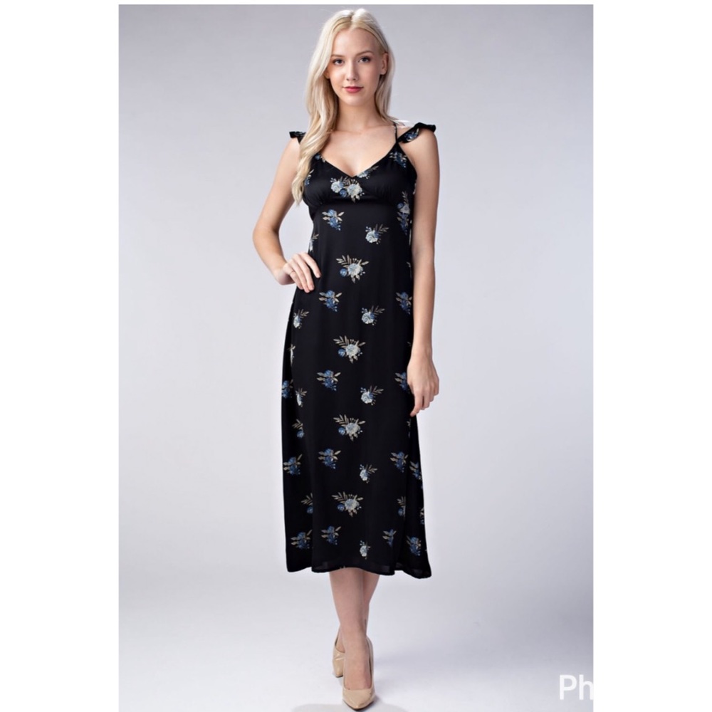 Leaf It Alone Maxi Dress - Picture 5 of 8