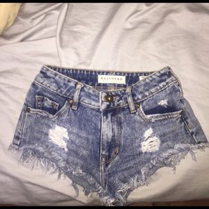 Bullhead acid washed hi rise shorts
