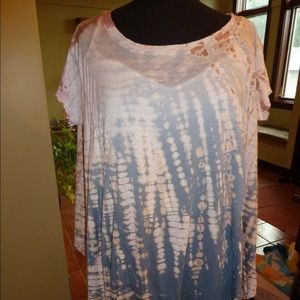 New Hardtail Slouchy Flowing Tee w/ Ombré Pattern