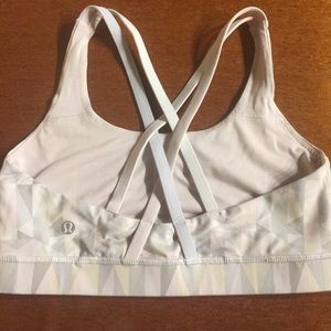 Lululemon sports bra