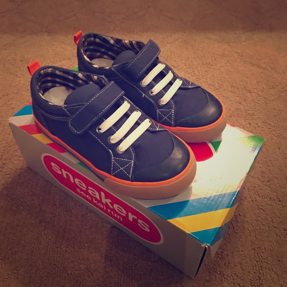 Boys see kai run sneakers
