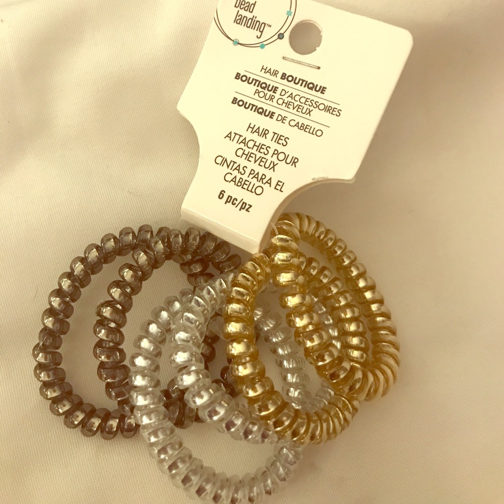 6 of hair ties