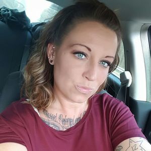 Meet your Posher, Jenn