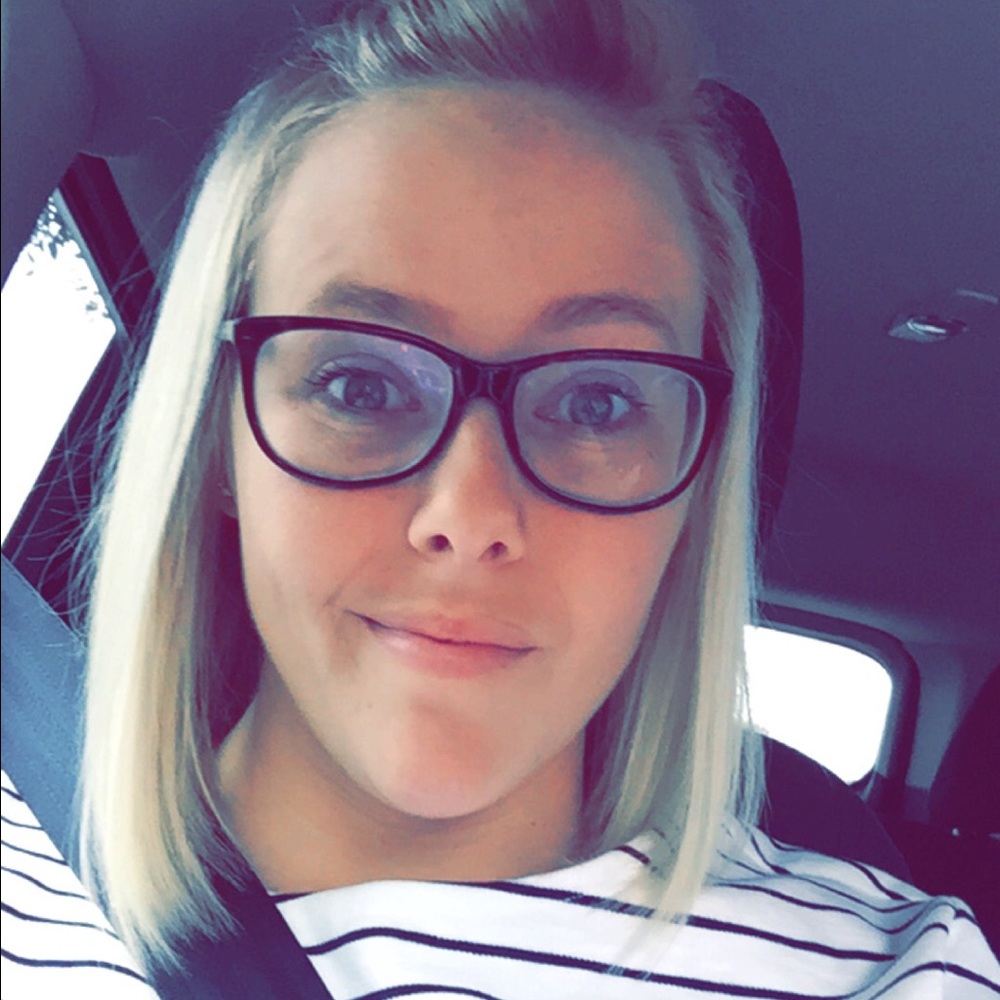 Meet your Posher, Brittany