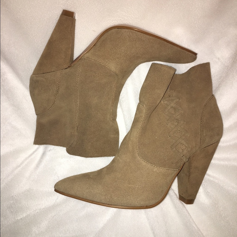 Zara boot heel
