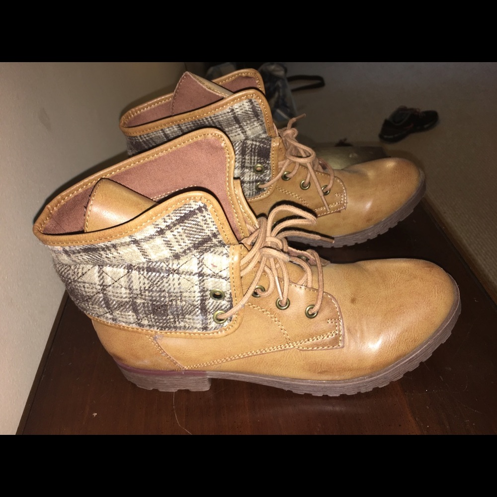 Lather brown boots