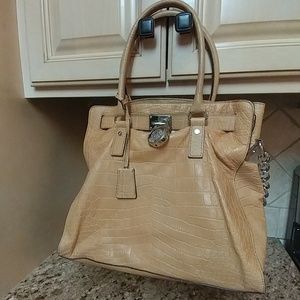 Authenic leather Michael Kors purse.