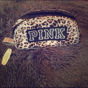 Victorious secret pink cosmetic bag 💕nwt