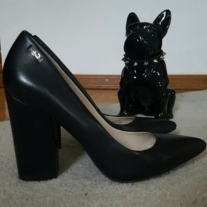 Calvin Klein "Berdie"Leather Pumps