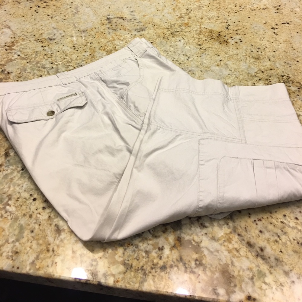 Columbia cropped pants