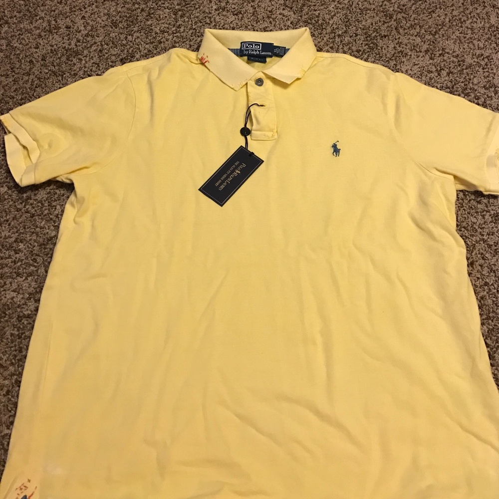 Polo shirt come with polo box
