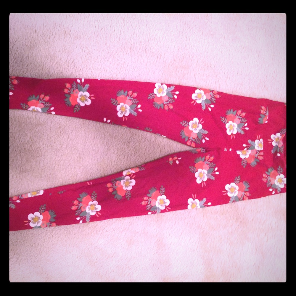 Red, strawberry blossom Lularoe leggings