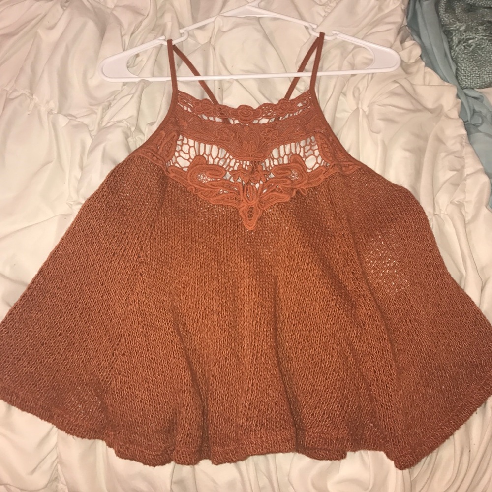 Forever 21 semi-cropped cross back tank