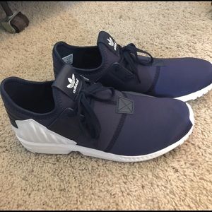 Navy Adidas Men Torsion shoe