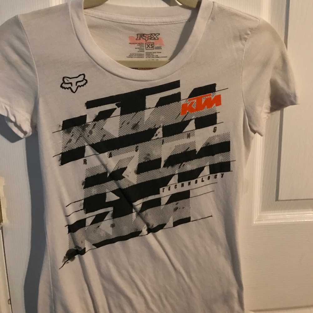 Brand new fox white tee