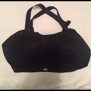 Never used VS Sport Bra size 34C