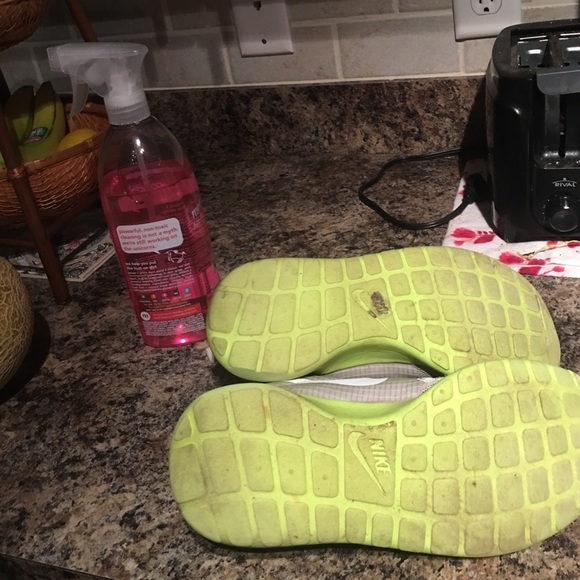 NIKE ROSHE - Picture 3 of 3