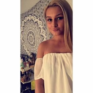 Meet your Posher, Lexi