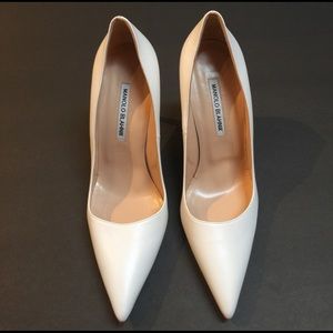 Manolo Blahnik White Leather BB Pumps
