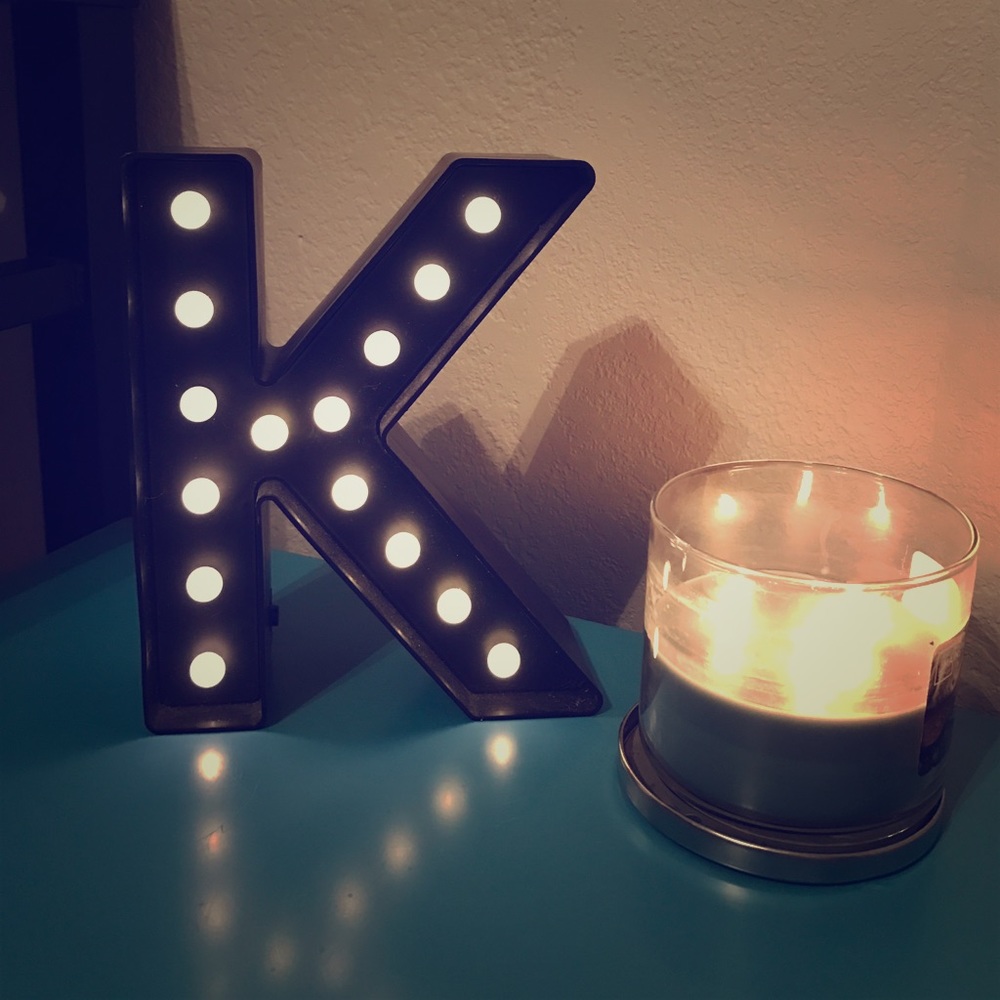 Light-up letter "K"