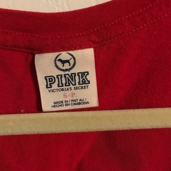 Red Victoria secret v neck - Picture 3 of 3