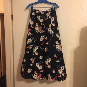 Blue floral button-front skirt