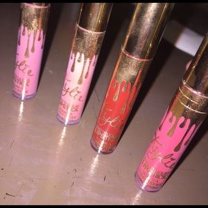 Kylie Jenner mini lipstick