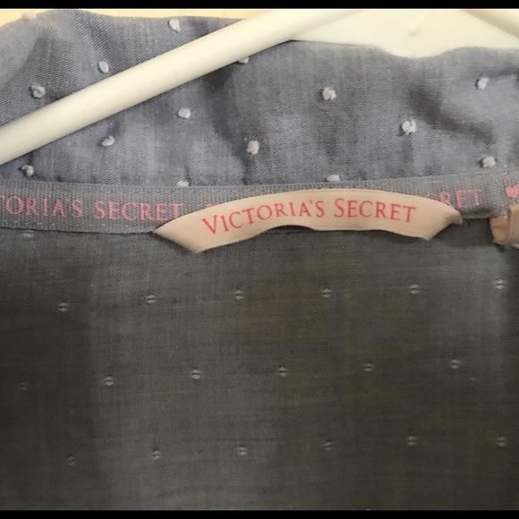 Victoria's Secret Robe - Picture 4 of 4