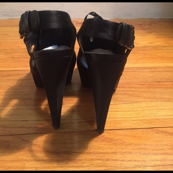 Sergio Rossi Satin Booties - Picture 4 of 7