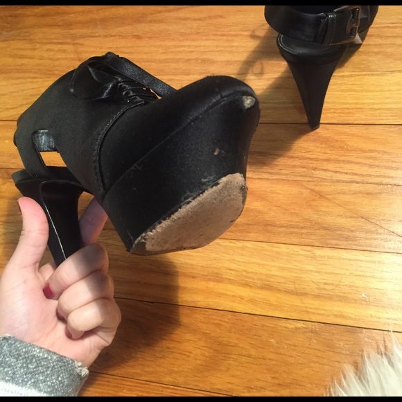 Sergio Rossi Satin Booties - Picture 6 of 7