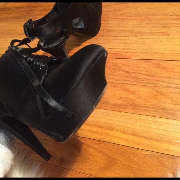 Sergio Rossi Satin Booties - Picture 7 of 7
