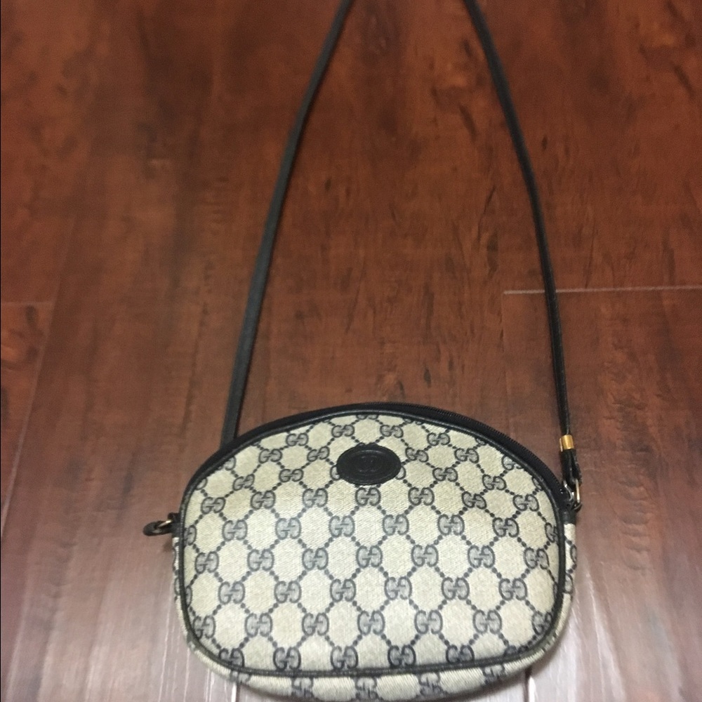 Authentic Gucci purse