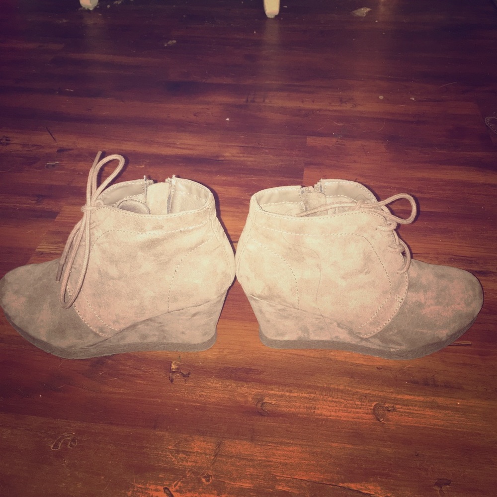 Suede wedges