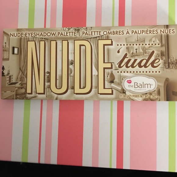 Final Sale🦋the Balm "Nude'tude Eyeshadow Palette" - Picture 2 of 6