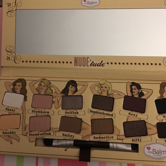 Final Sale🦋the Balm "Nude'tude Eyeshadow Palette" - Picture 5 of 6