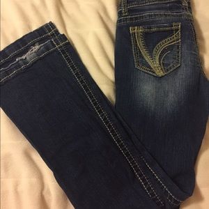 Ariya Jeans