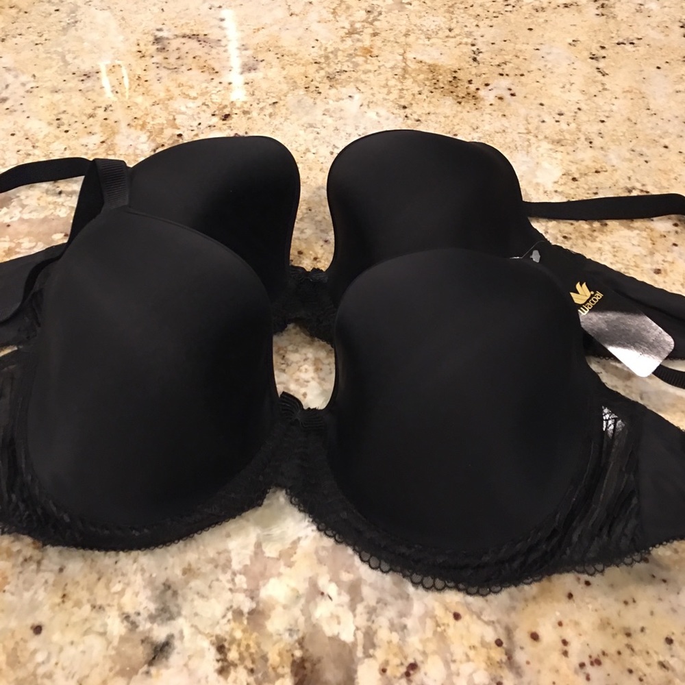 Bundle of 2 Wacoal bras