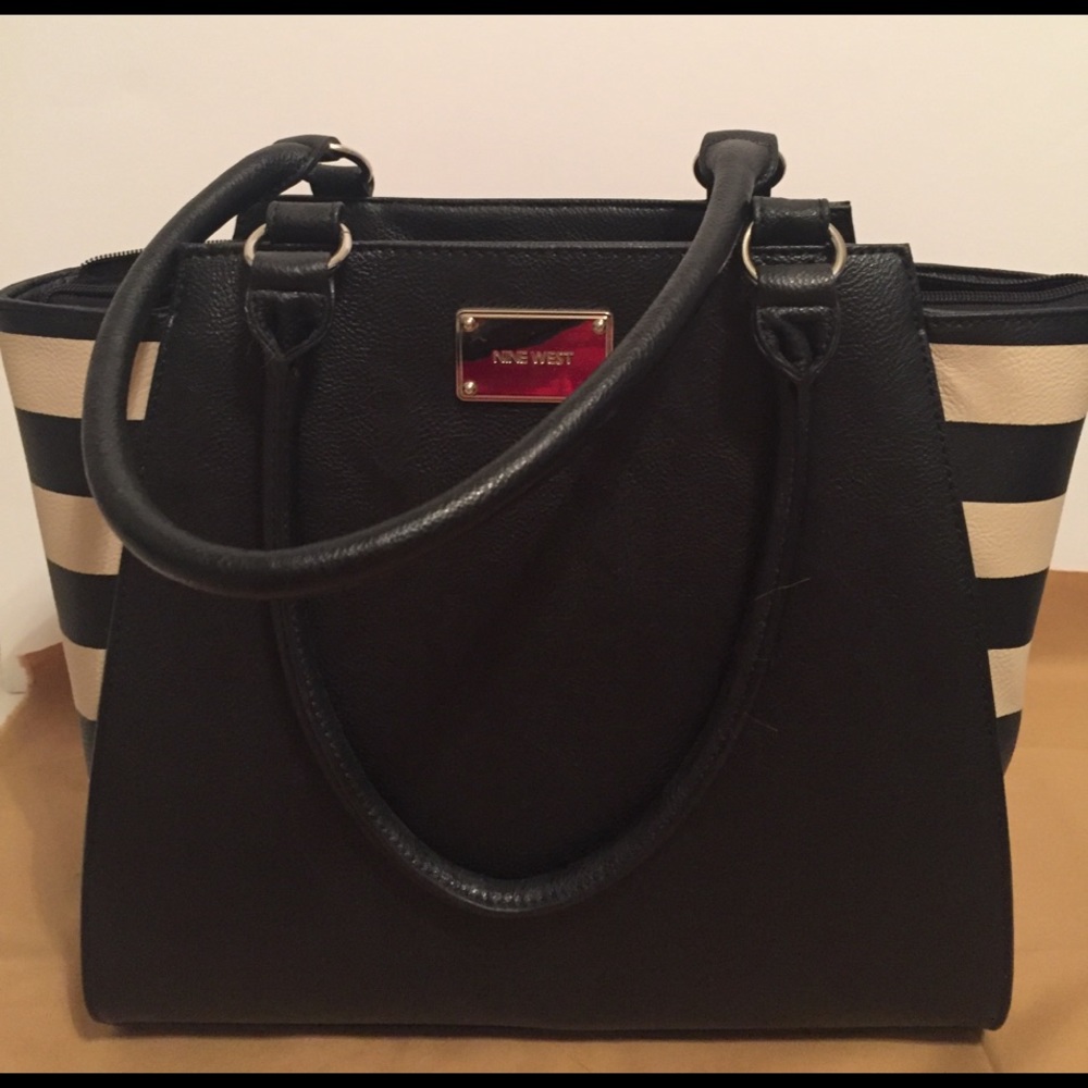 🎉SALE🎉Nine West Bag